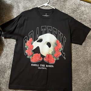 GRATEFUL GRAPHIC TEE